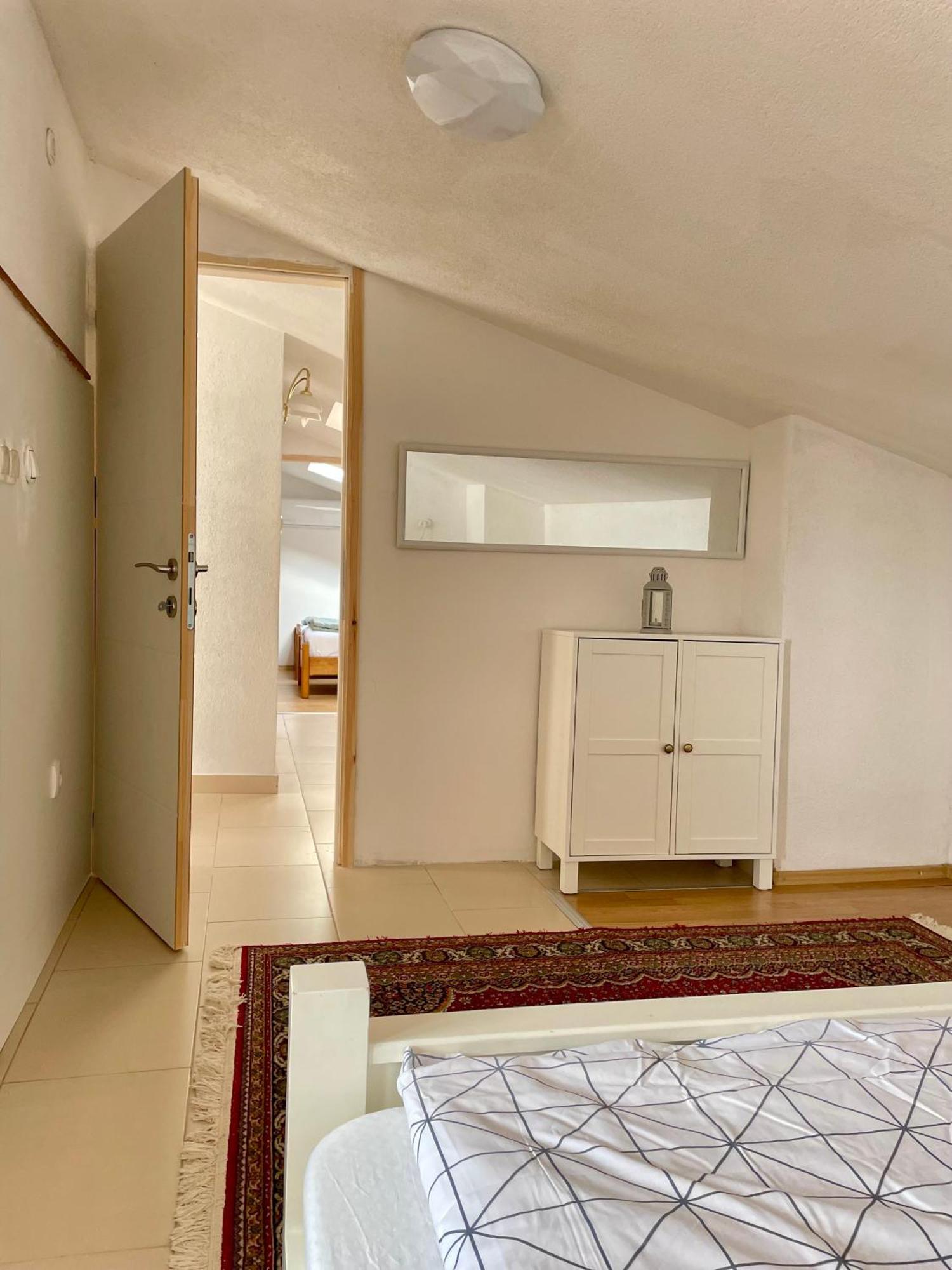 Apartamento Sarajevo Cozy Attic Exterior foto
